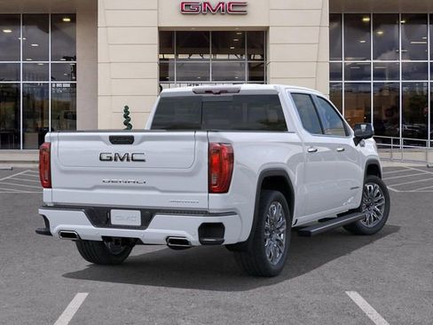 New 2026 GMC Sierra 1500 Denali Ultimate w/ LPO, Black Badging Package AWD/4WD image 4