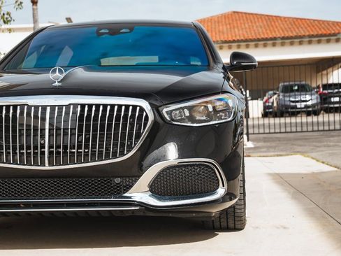 Used 2023 Mercedes-Benz Maybach S 580 4MATIC image 6