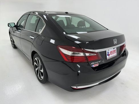 Used 2017 Honda Accord EX-L image 38