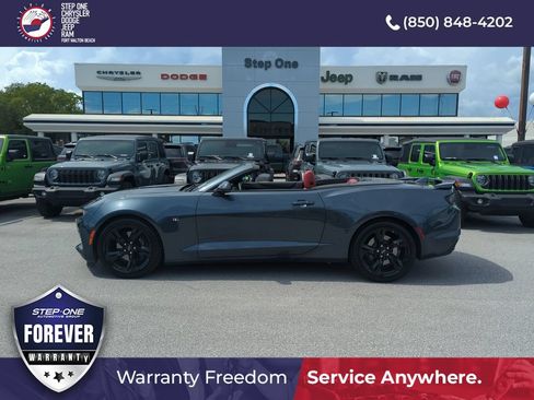 Used 2023 Chevrolet Camaro SS RWD image 3