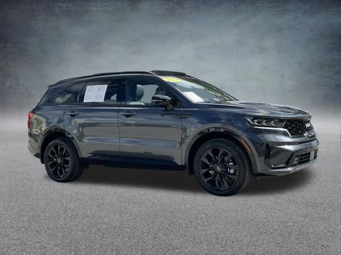 Used 2023 Kia Sorento SX image 3