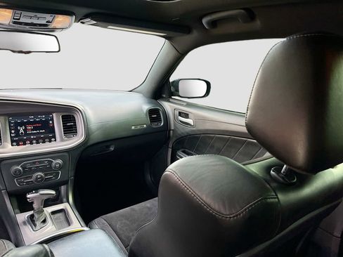 Used 2019 Dodge Charger R/T w/ Plus Group RWD image 24