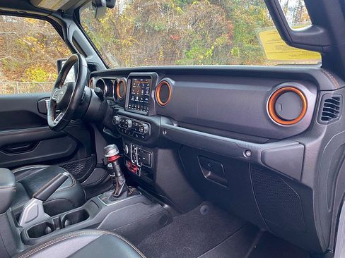 Used 2021 Jeep Gladiator Mojave image 25