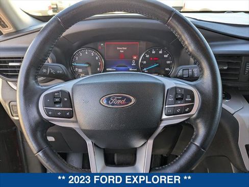 Certified 2023 Ford Explorer XLT image 13