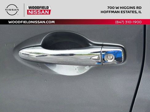 Used 2016 Nissan Murano Platinum w/ Platinum Technology Package AWD/4WD image 12