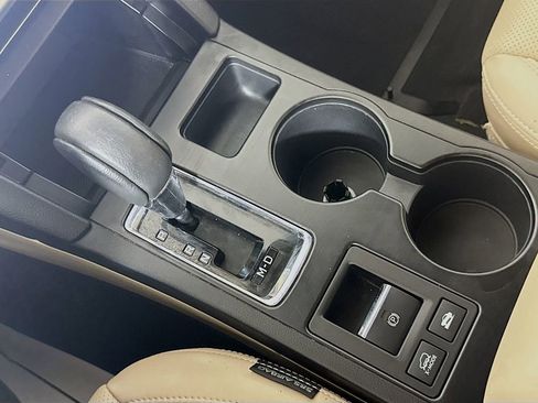 Used 2019 Subaru Outback 2.5i Limited w/ Popular Package #2 image 20