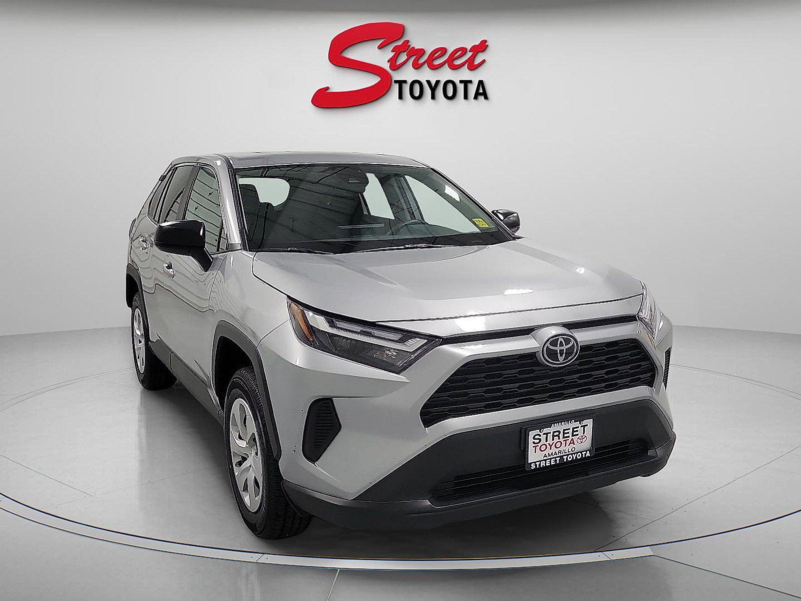 Certified 2024 Toyota RAV4 LE AWD/4WD image 5