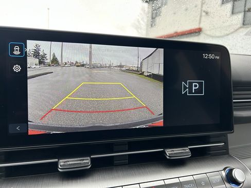 Used 2024 Hyundai Kona SE image 22