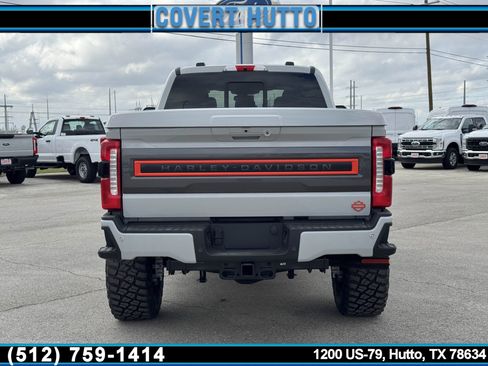 New 2026 Ford F250 Lariat w/ Black Appearance Package image 8