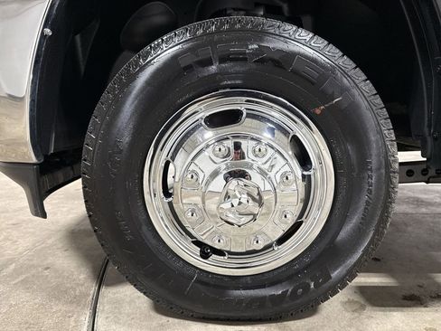 New 2026 RAM 3500 Tradesman AWD/4WD image 27