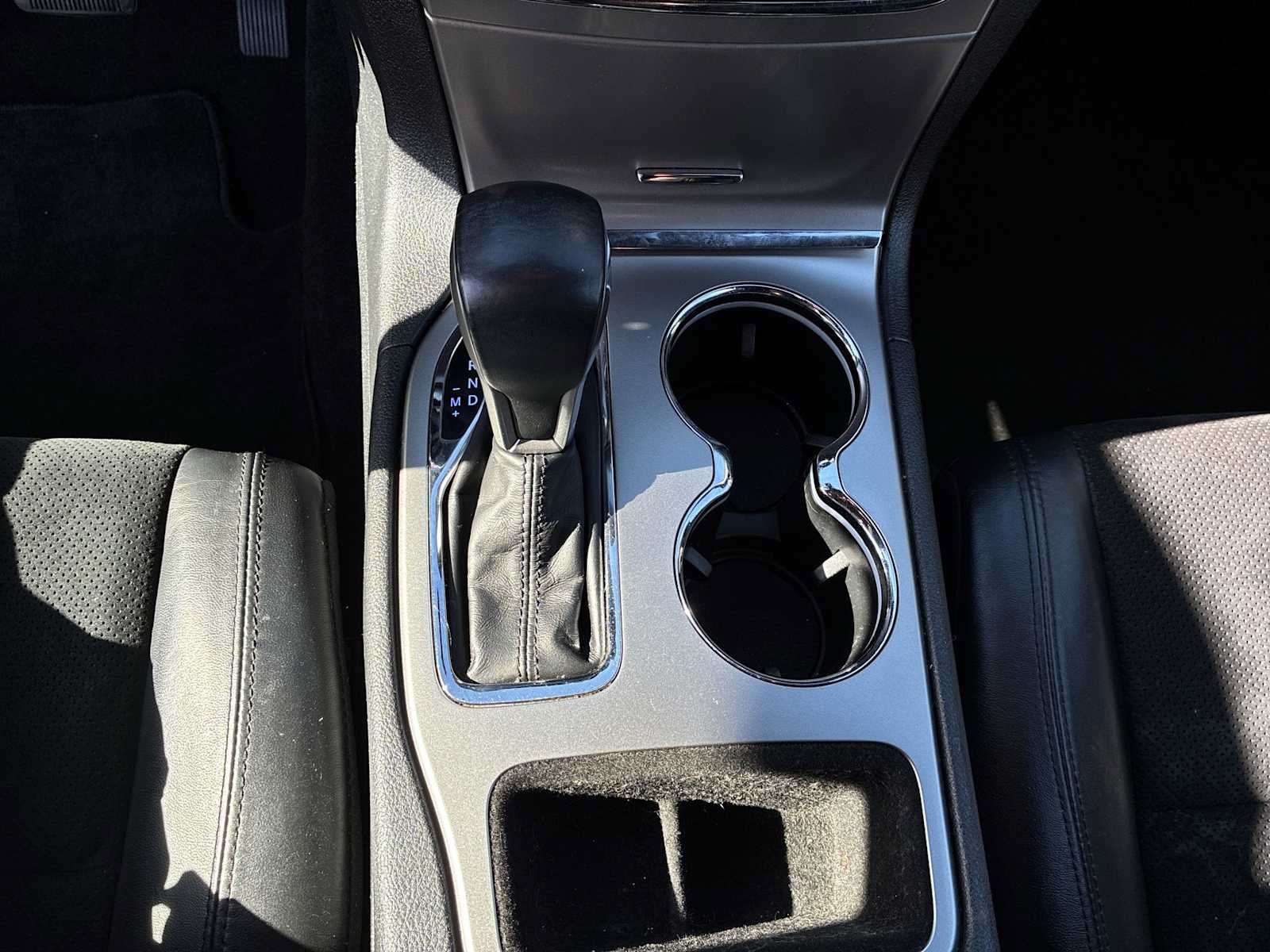 Used 2018 Jeep Grand Cherokee Altitude AWD/4WD image 20