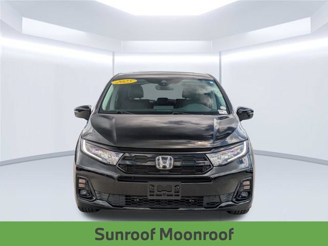 Used 2025 Honda Odyssey Elite image 11