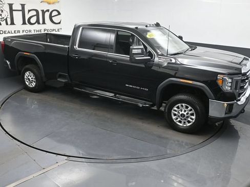 Used 2020 GMC Sierra 2500 SLE w/ X31 Off-Road Package AWD/4WD image 47
