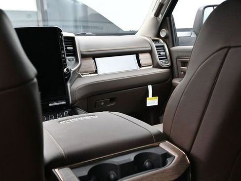 New 2026 RAM 2500 Limited AWD/4WD image 21