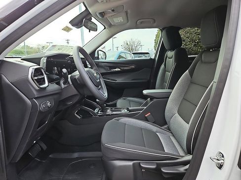New 2026 Chevrolet TrailBlazer LT FWD image 9