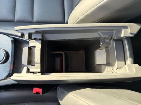 Used 2023 Nissan Rogue SV w/ SV Premium Package image 43