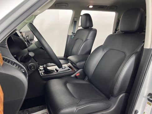 Used 2024 Nissan Armada SL image 14