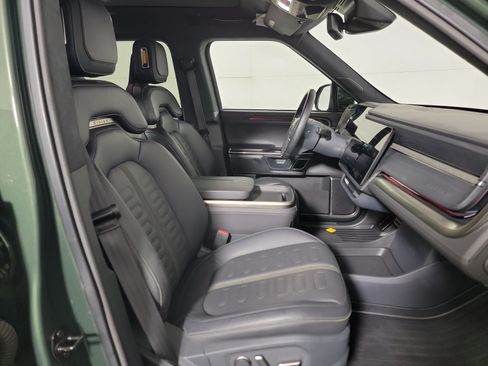 Used 2023 Rivian R1T Adventure AWD/4WD image 23