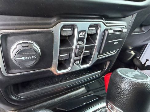 Used 2023 Jeep Wrangler Unlimited Sport AWD/4WD image 24