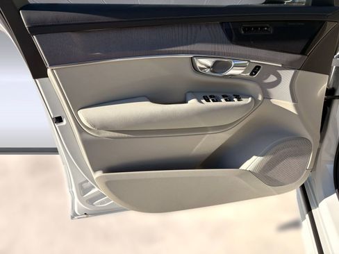 New 2026 Volvo XC90 B6 Ultra image 22