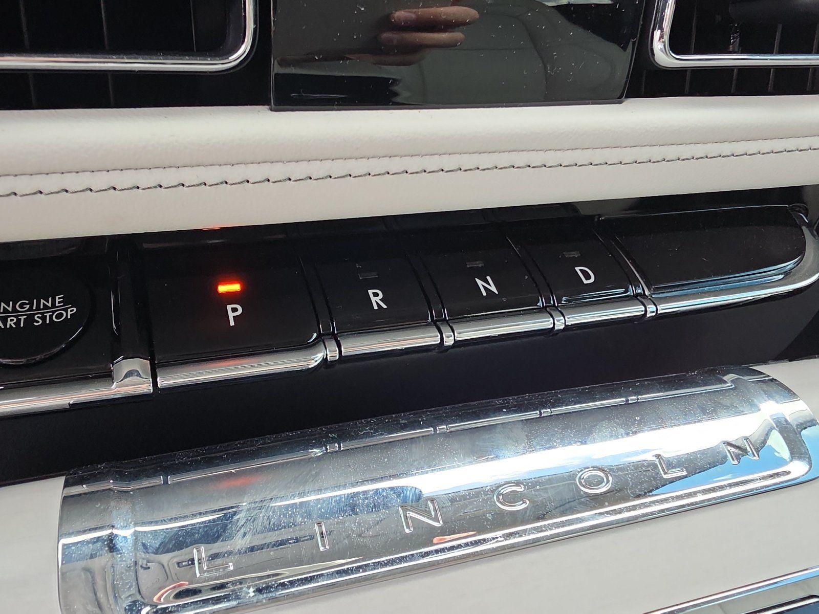 Used 2025 Lincoln Aviator Reserve w/ Jet Appearance Package AWD/4WD image 21