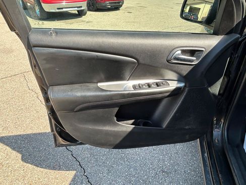 Used 2016 Dodge Journey SE FWD image 14