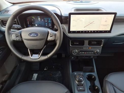 New 2026 Ford Maverick Lariat w/ Black Appearance Package image 9