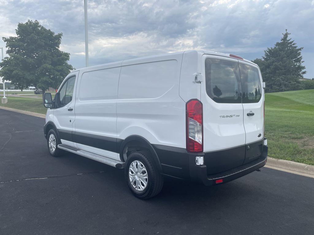 Used 2025 Ford Transit 250 Low Roof w/ Exterior Upgrade Package RWD image 4