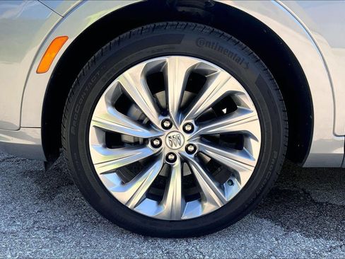 Used 2025 Buick Envista Avenir FWD image 9