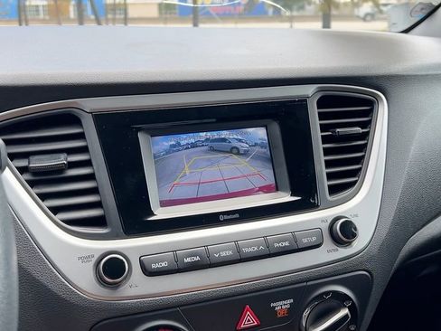 Used 2022 Hyundai Accent SE w/ Cargo Package image 27