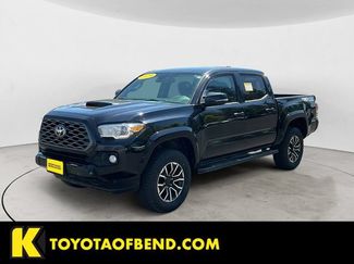 Used 2020 Toyota Tacoma TRD Sport w/ Blackout Package AWD/4WD video 1