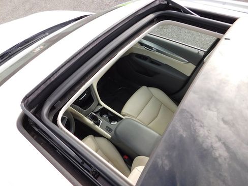 Used 2019 Cadillac XT5 Luxury image 12