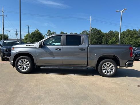 Used 2021 Chevrolet Silverado 1500 Custom w/ LPO, Dark Essentials Package RWD image 5