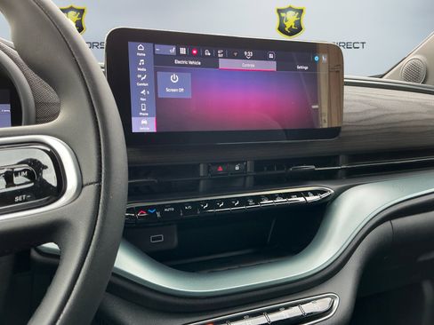 Used 2025 FIAT 500 e image 13