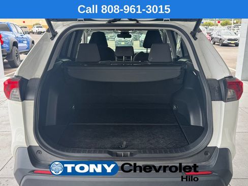 Used 2023 Toyota RAV4 XLE AWD/4WD image 18
