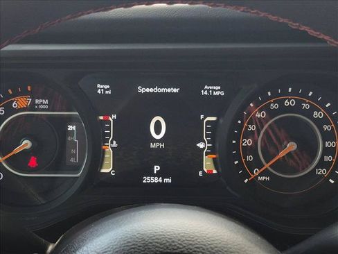 Used 2024 Jeep Wrangler Unlimited Rubicon w/ Technology Group AWD/4WD image 11