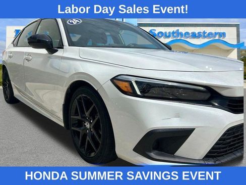 Used 2024 Honda Civic Sport image 3