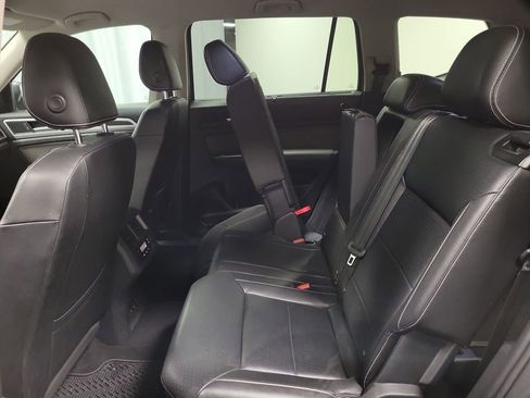 Used 2022 Volkswagen Atlas SE AWD/4WD image 19