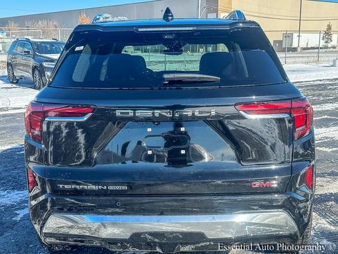 New 2026 GMC Terrain Denali w/ LPO, Floor Liner Package image 6