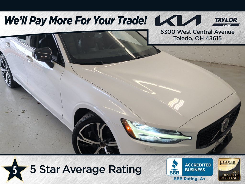 Used 2024 Volvo S60 B5 Plus FWD image 1