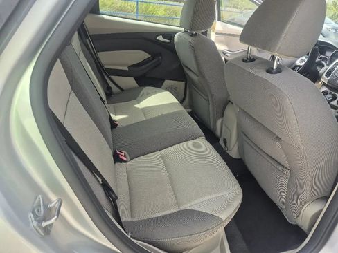 Used 2013 Ford Focus SE FWD image 18