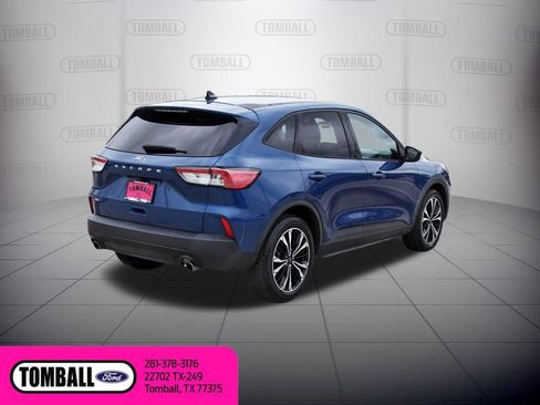 Used 2022 Ford Escape SE w/ SE Sport Appearance Package FWD image 7