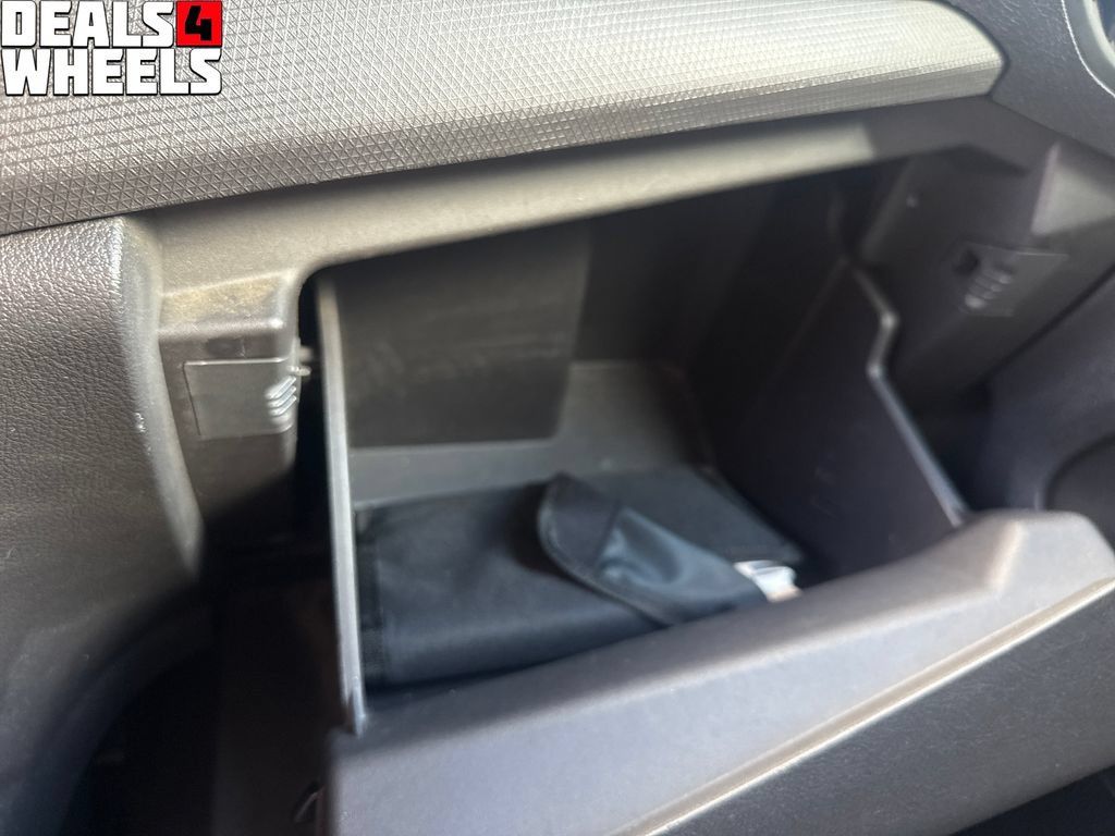 Used 2015 Ford Transit Connect XL FWD image 30