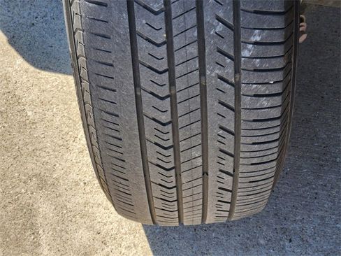 Used 2023 Toyota Tundra Limited image 11