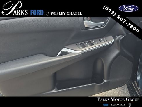 Used 2015 Toyota Camry SE FWD image 15