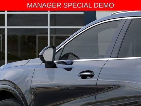 Used 2026 Buick Envision Avenir AWD/4WD image 12
