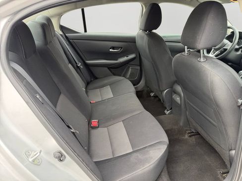 Used 2023 Nissan Sentra SV FWD image 12