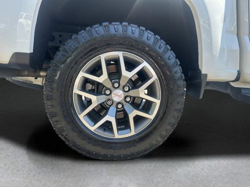 Used 2021 GMC Canyon AT4 w/ Driver Alert Package AWD/4WD image 9