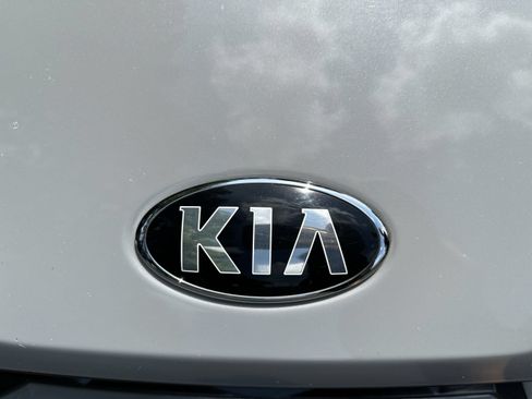 Used 2021 Kia K5 GT-Line FWD image 26