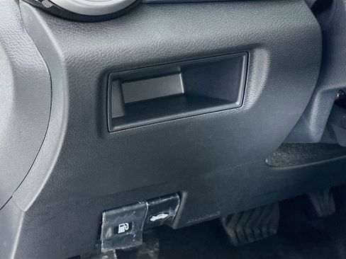 New 2025 Nissan Versa SV w/ Trunk Package image 15